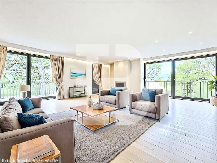 Magnifique appartement de 166 m2 au coeur du village