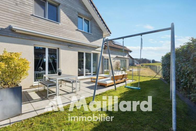 House for sale in Essertes, Switzerland