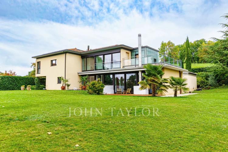 House for sale in Montreux, Switzerland
