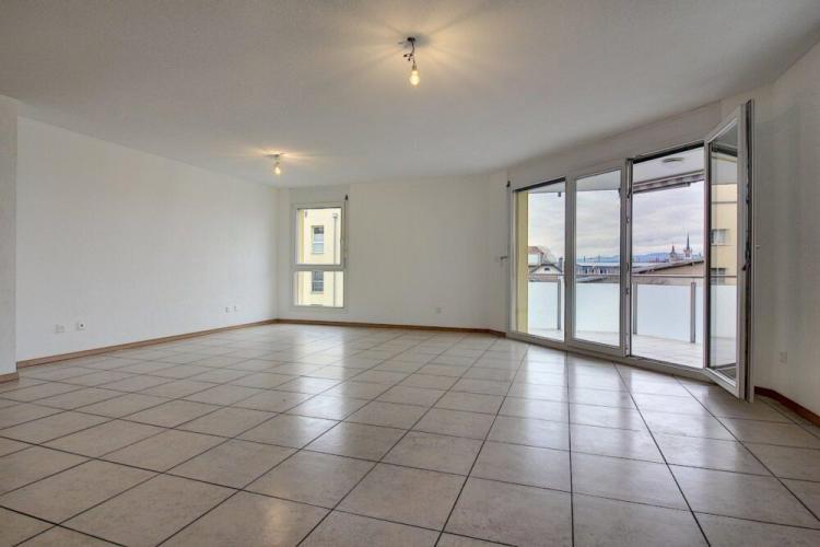 Grand appartement de 4.5 pièces