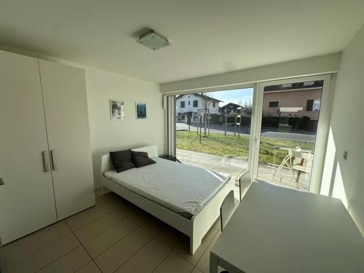 Charmant studio meublé avec terrasse
