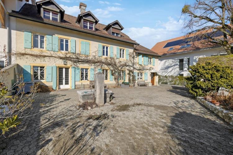 House for sale in La Rippe, Switzerland