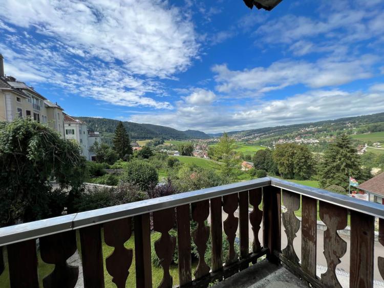 Guinand l'Opticien 2, Les Brenets - Appartement 3.5 pièces au 1er étage avec balcon