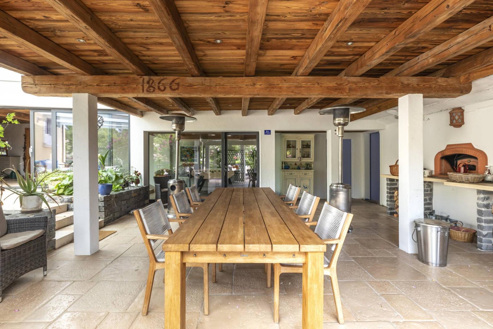 Superbe maison villageoise de 3 logements avec terrasse et jardin