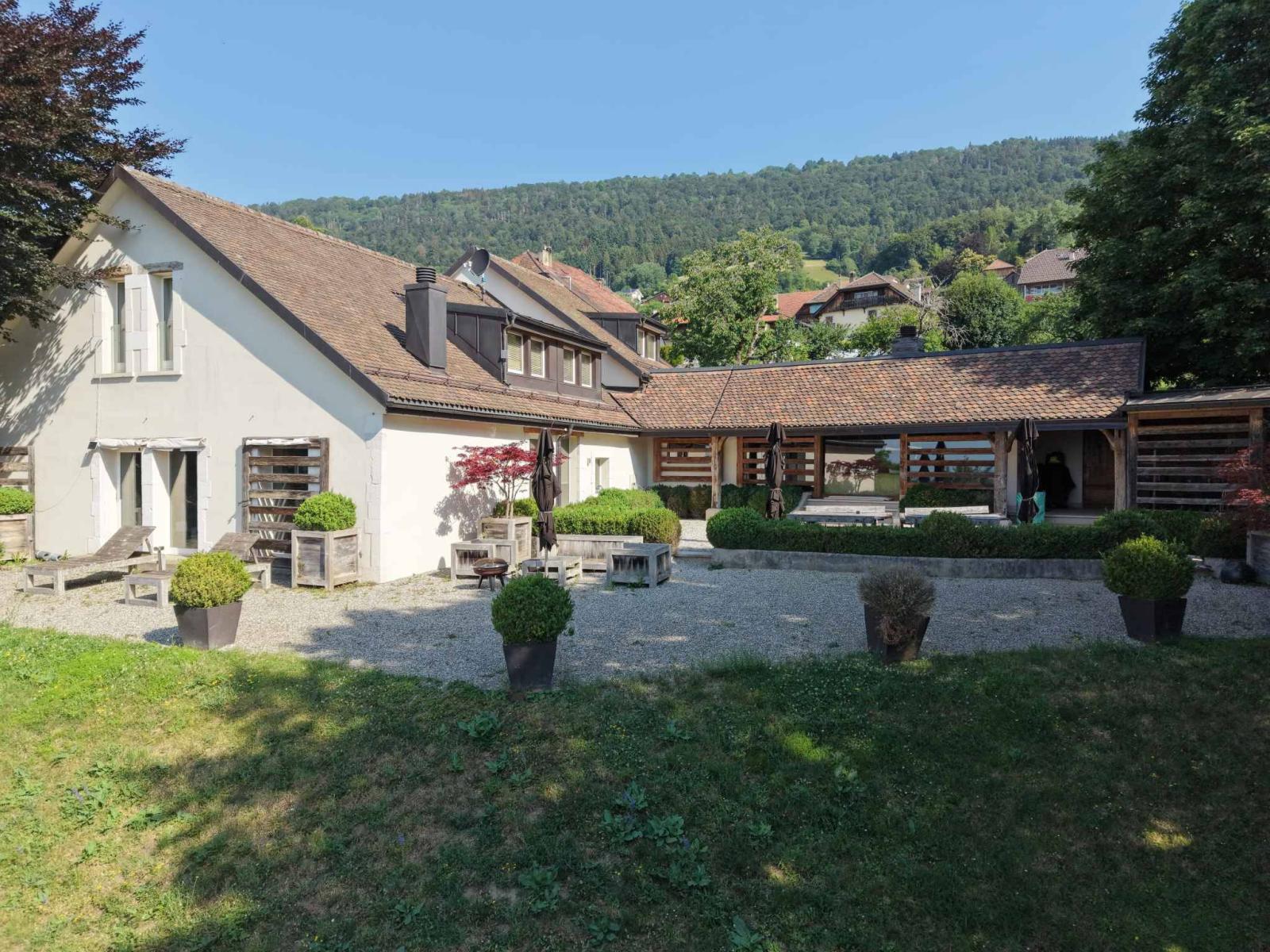 Grande propriété avec vue lac