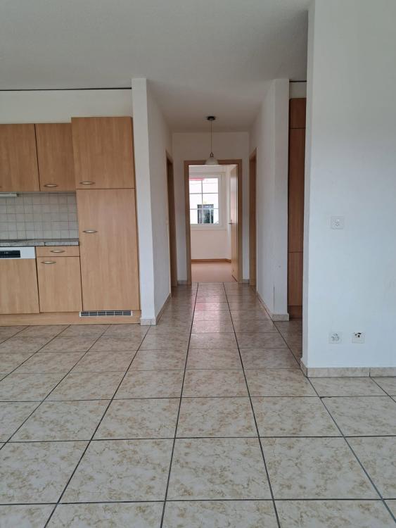 2 Mieten angeboten: Charmantes 3-Zimmer-Wohnung mit Aussicht in Le Locle