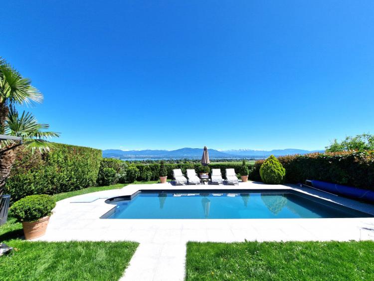 House for sale, 2 Route de Chataigneriaz (Founex, Switzerland)