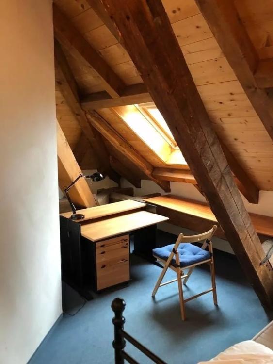 Charmante chambre indépendante au 2ème étage