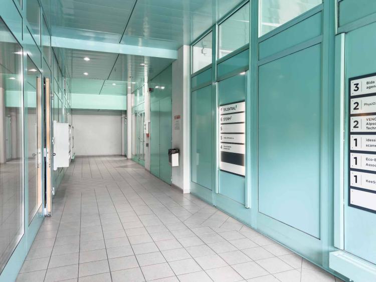 Surface d’atelier ou bureau de 231 m² à Carouge