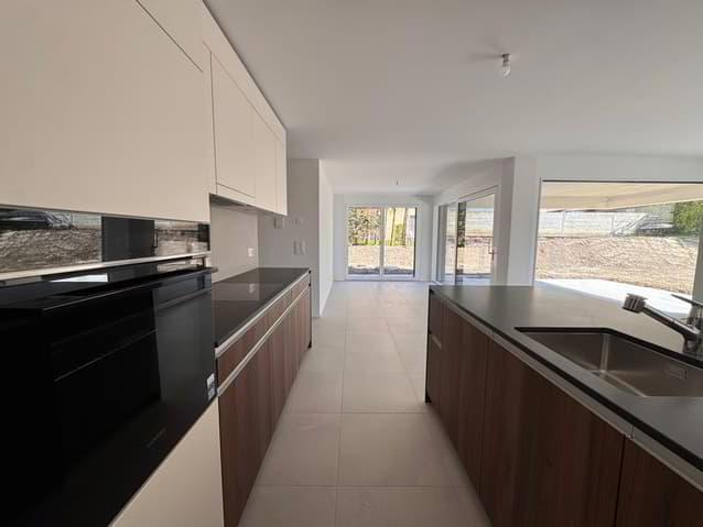 À louer - bel appartement neuf de 4.5 pièces avec terrasse et jardin...
