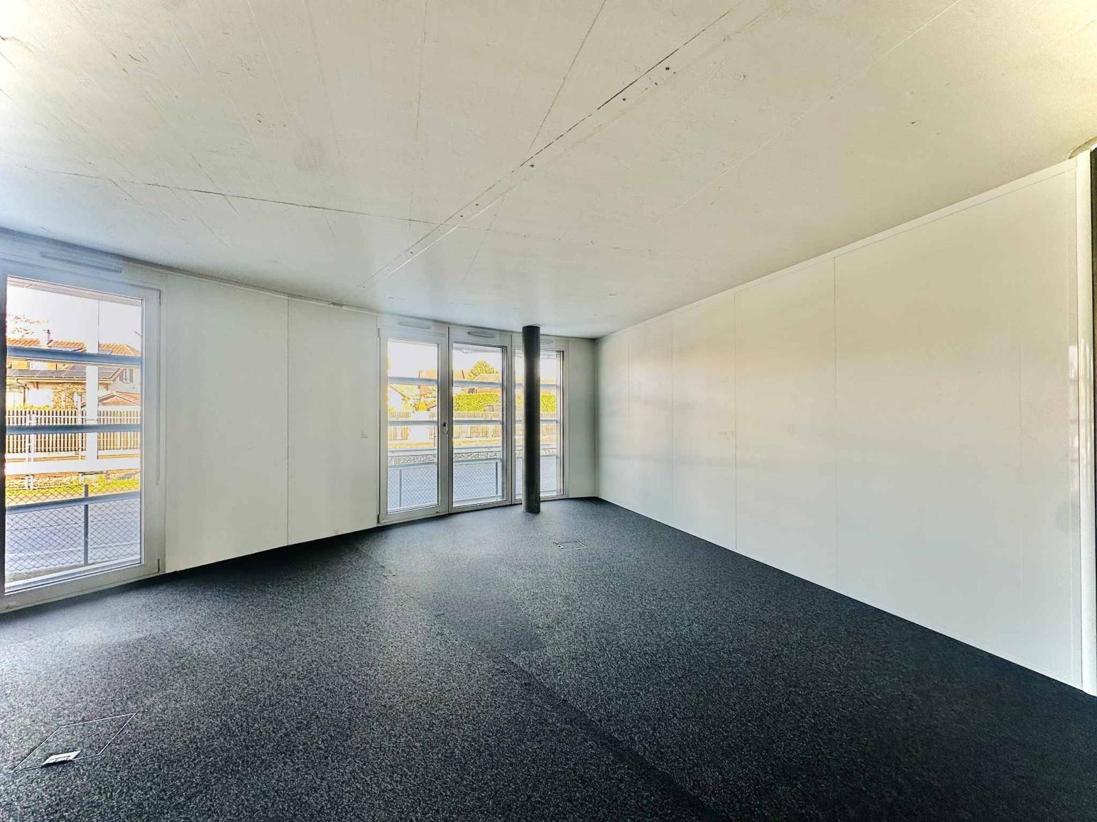 Bureaux, locaux de 450 m2 à louer
