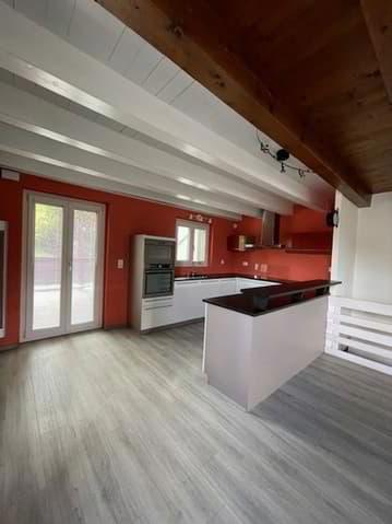 Appartement de 3,5 pièces en triplex avec terrasse proche de toutes...