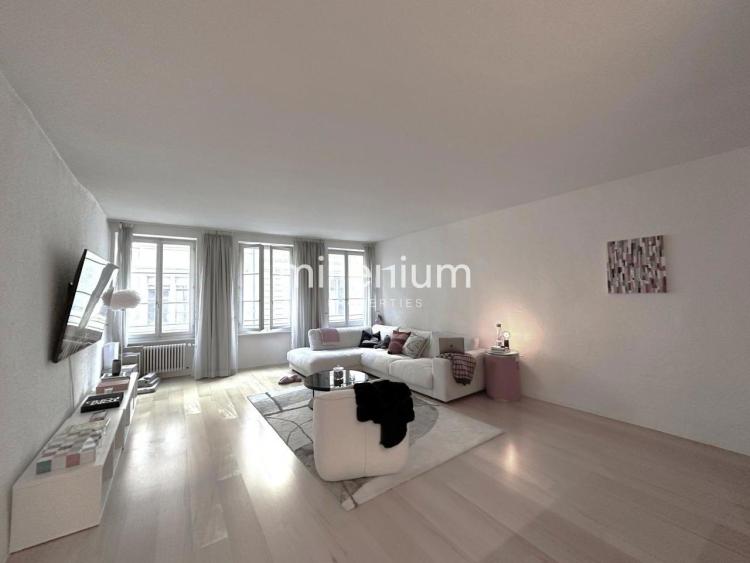 Appartement rénové au cœur de la vieille ville de Genève