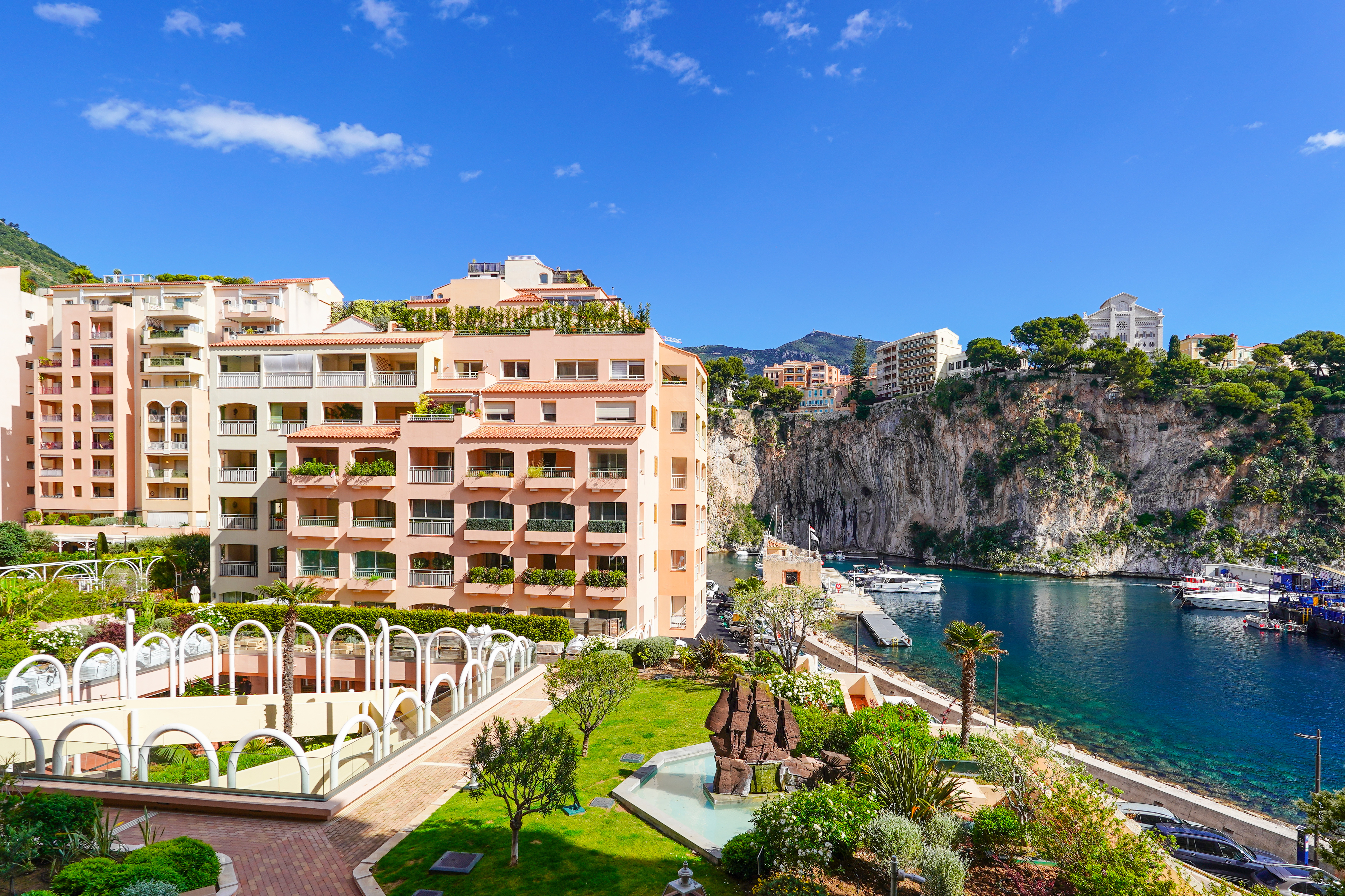 QwXeb_vue-large-fontvieille-barnes-valeri-agency-monaco-1778495804.jpg