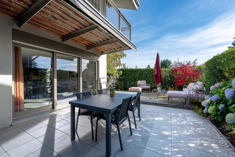 House for sale in Chavannes-des-Bois, Switzerland