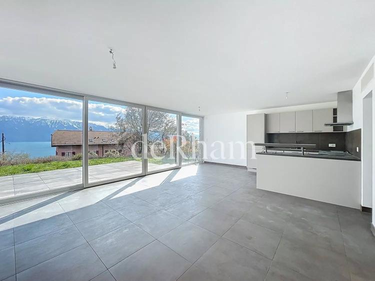 Splendide triplex de 4.5 pièces avec vue lac, terrasses et jardin privatif!