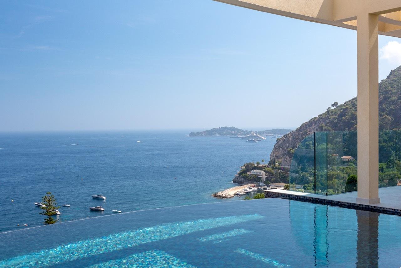 VILLA BLUE SEA