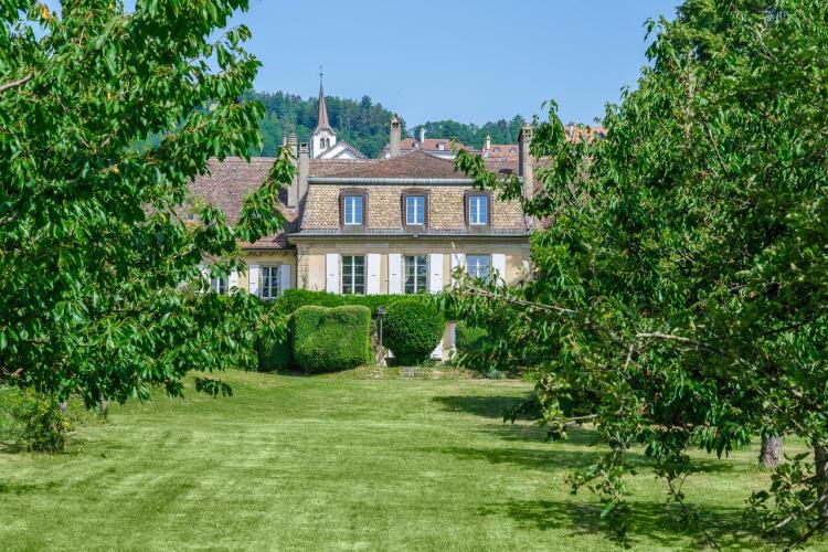House for sale in Féchy, Switzerland