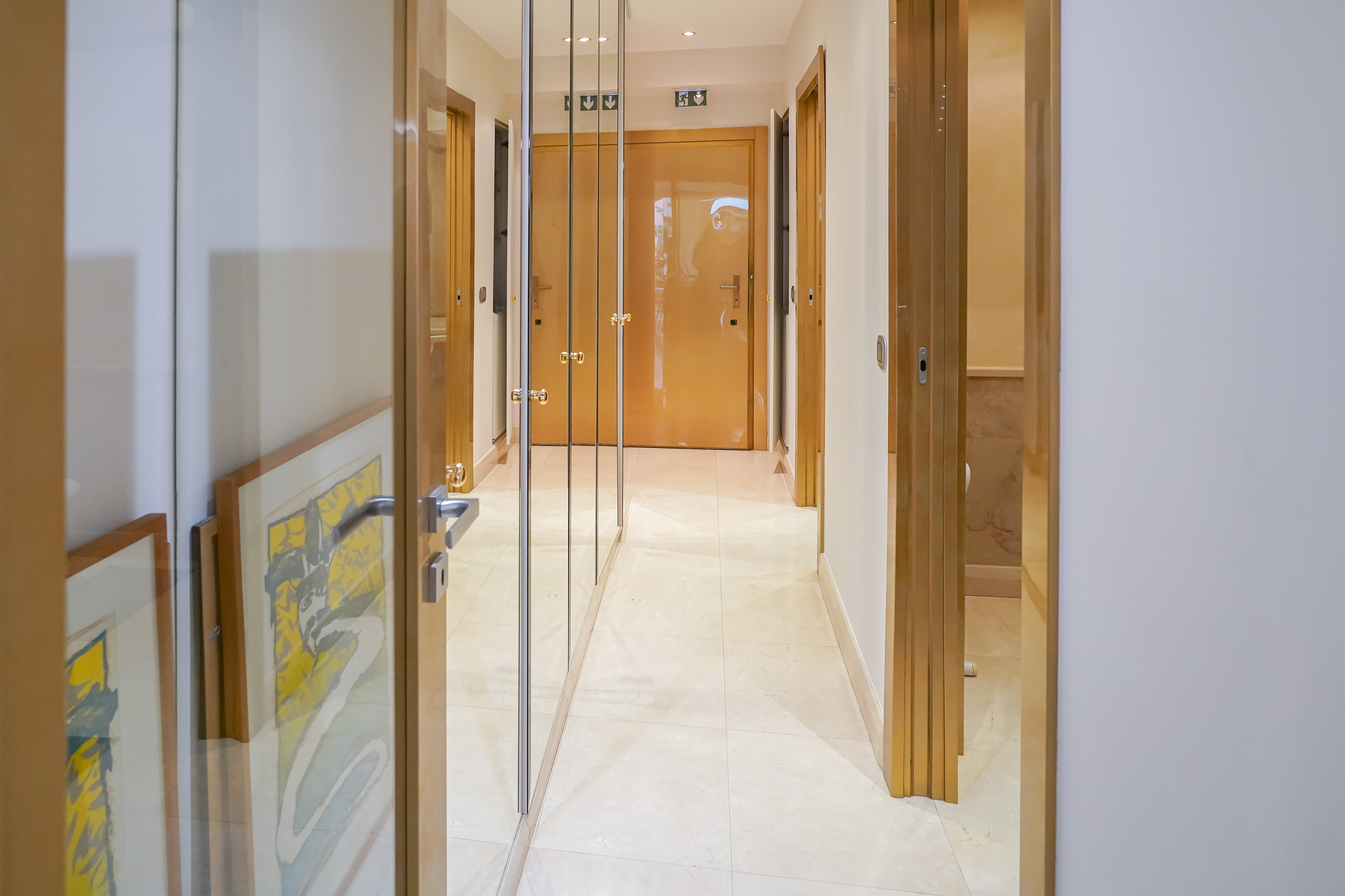 rbSK8_entre-e-bis-barnes-valeri-agency-monaco-1775828878.jpg