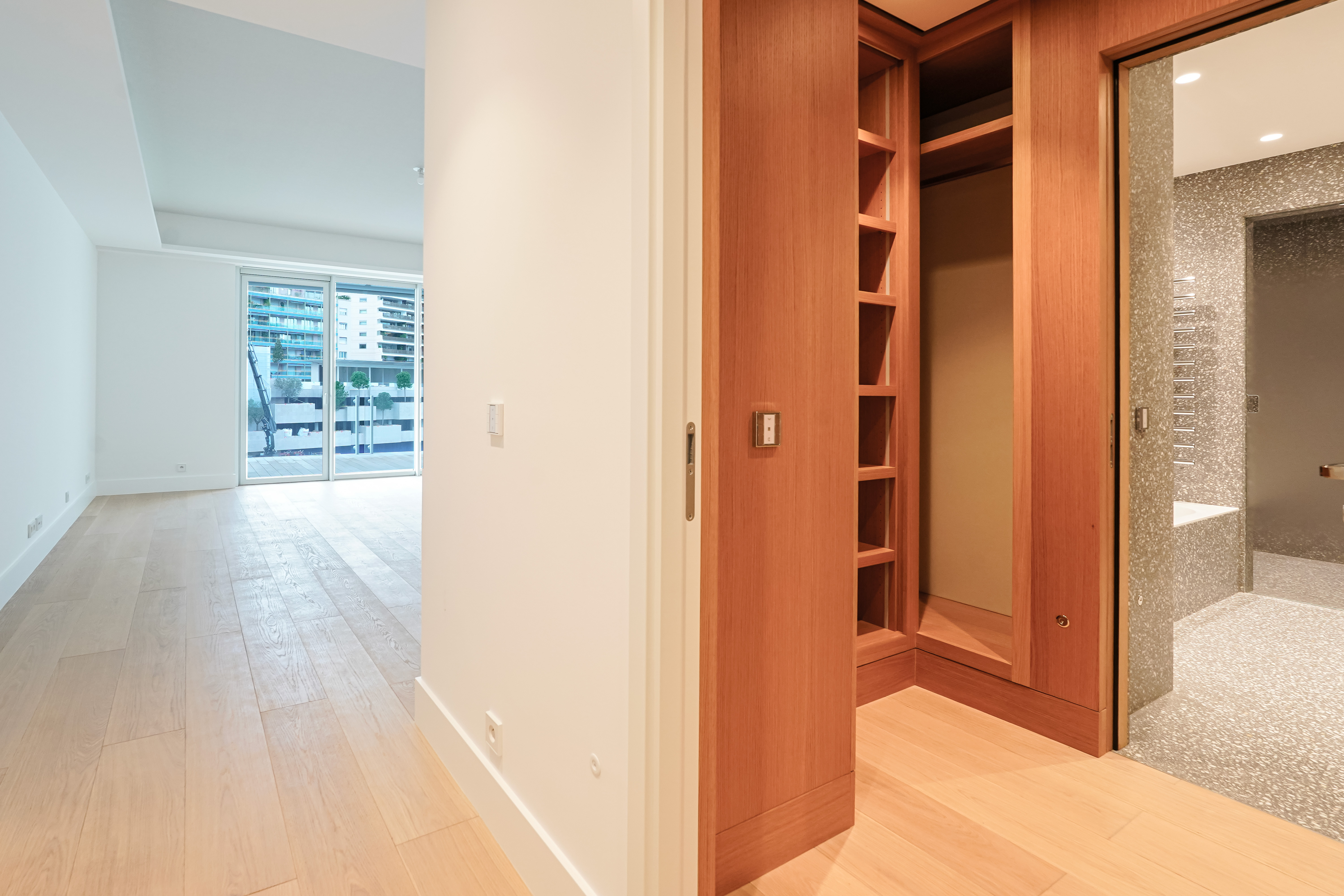 RCvXb_chambre-2-bis-renzo-barnes-monaco-1762538934.jpg