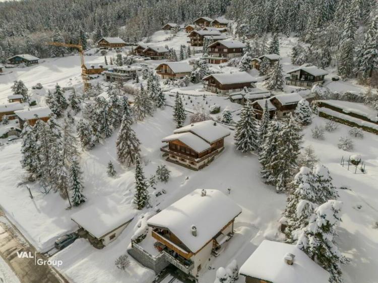 Chalet chaleureux au fort potentiel et vue panoramique
