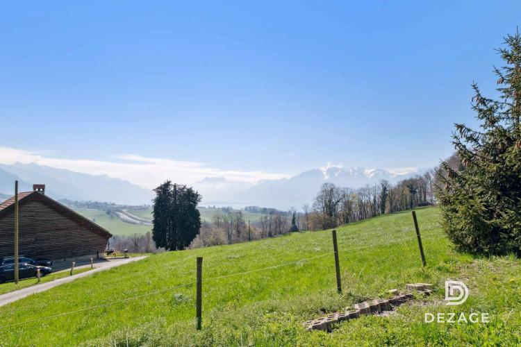 Ferme entièrement rénovée à moins de 10 minutes du centre de Vevey : Calme, nature et vue panoramique