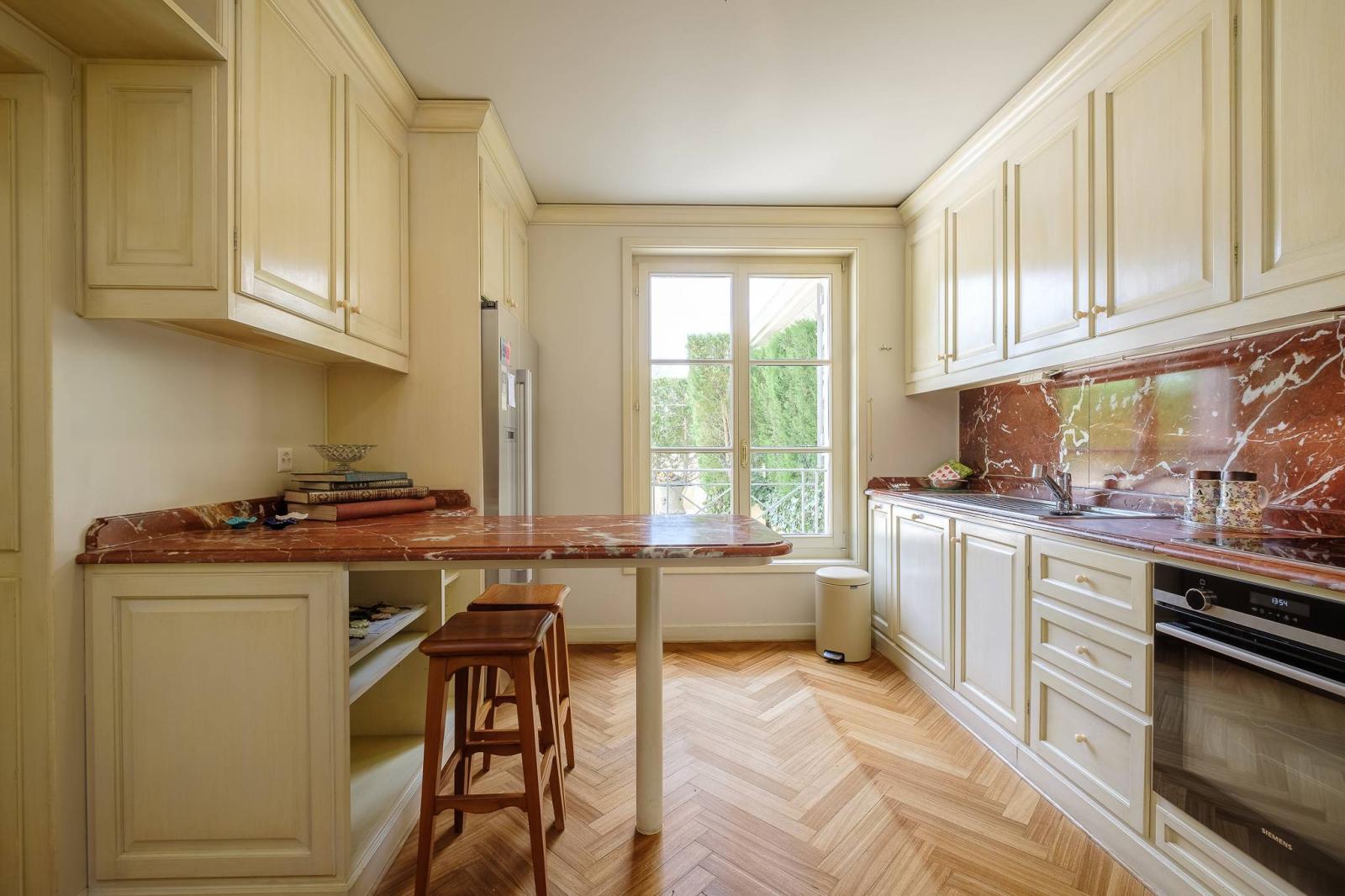 Magnifique appartement de 7 pièces avec terrasse dans une résidence de haut standing