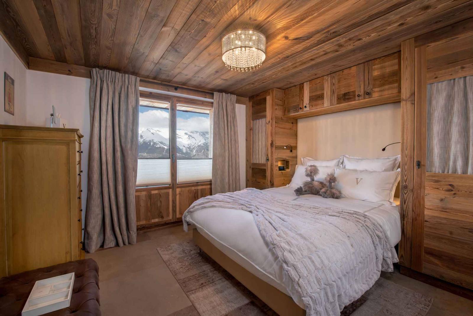 Chalet moderne avec vue imprenable sur les montagnes