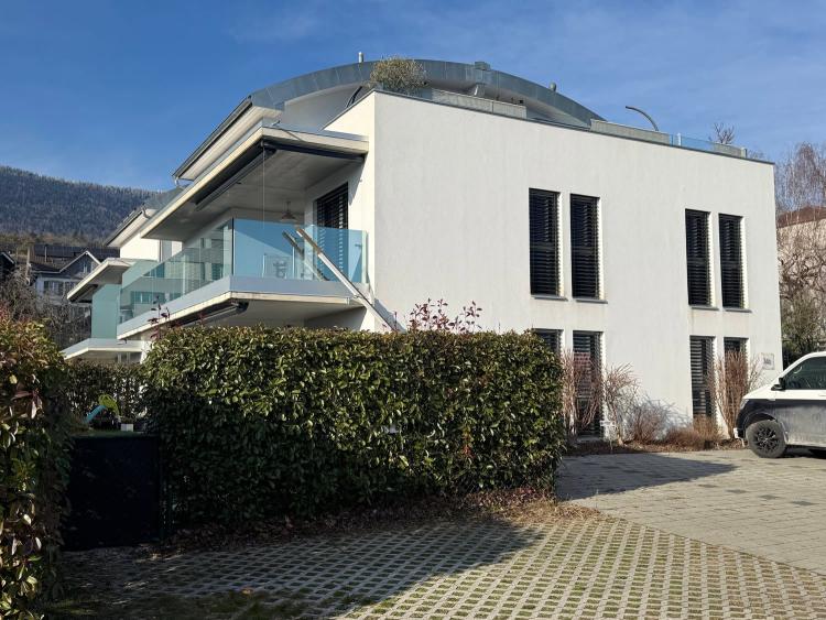 Prächtige moderne 4.5-Zimmer-Wohnung in Bevaix