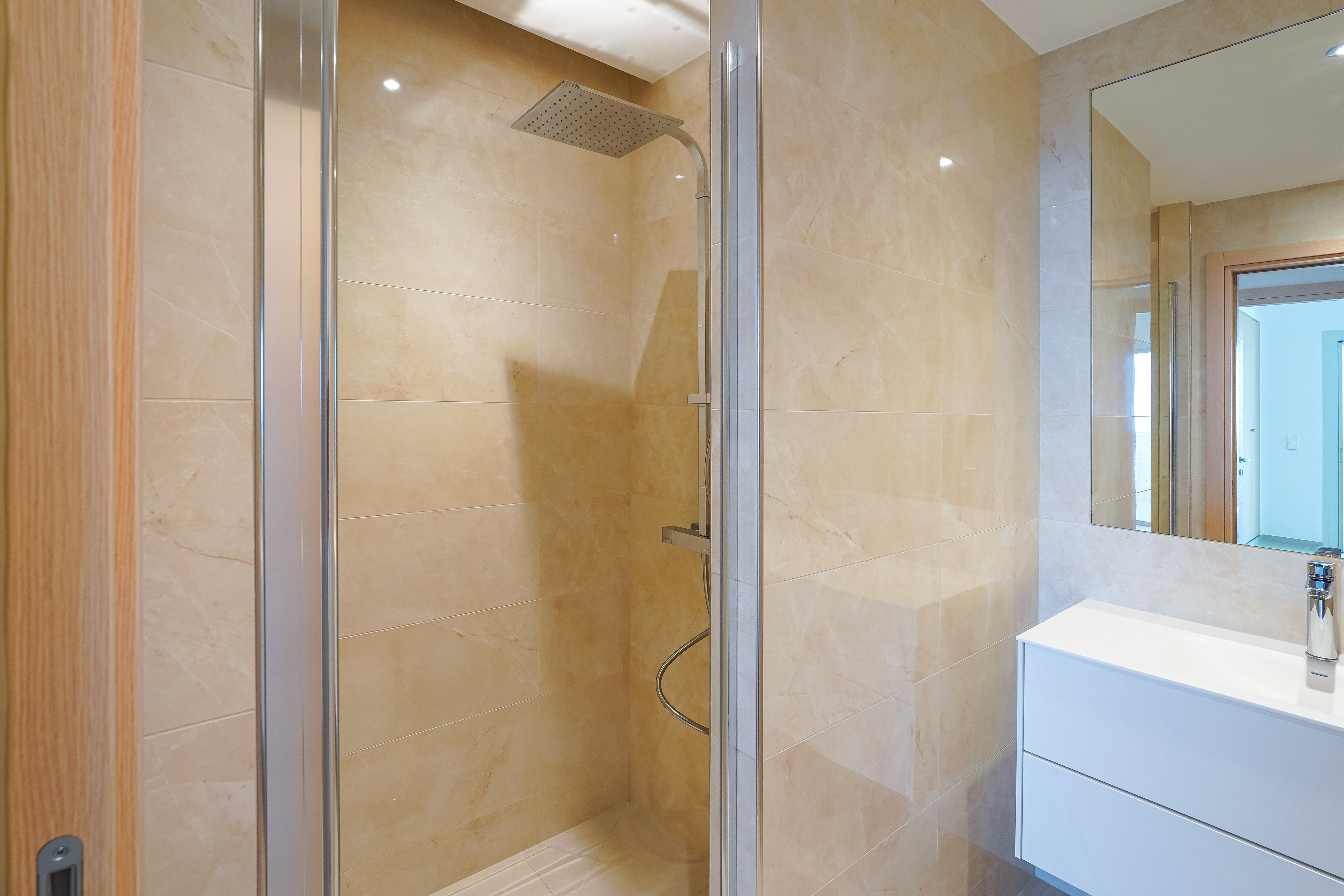 RtmfV_sdd-bis-valeri-agency-barnes-monaco-1781881033.jpg