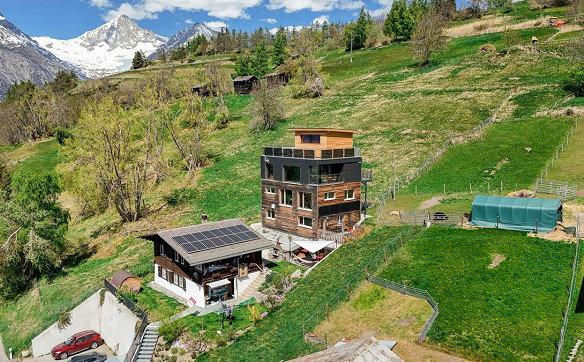 Zweifamilienhaus mit Erstwohnungen an ruhiger Lage in Bürchen