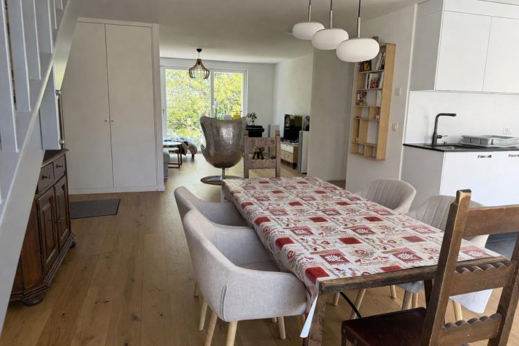 Apartment for rent, Place de l'Eglise 5C (Vich, Switzerland)