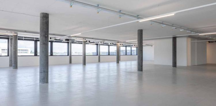 Magnifiques surfaces de bureaux 995m2 - Zone industrielle de PLO