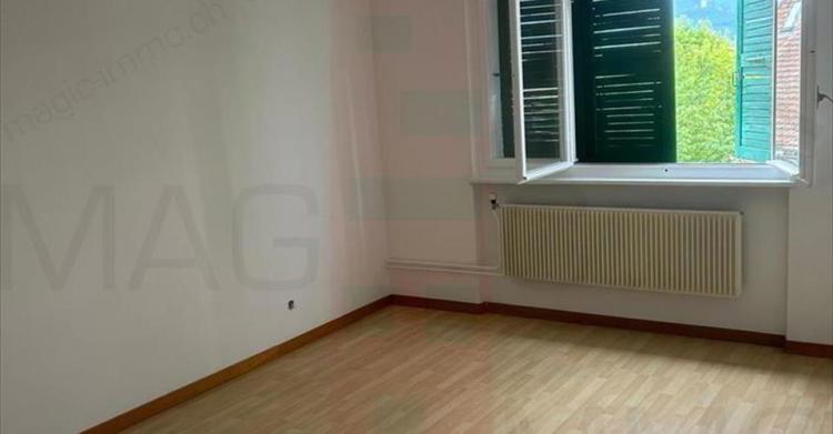 Immeuble résidentiel 20 pièces