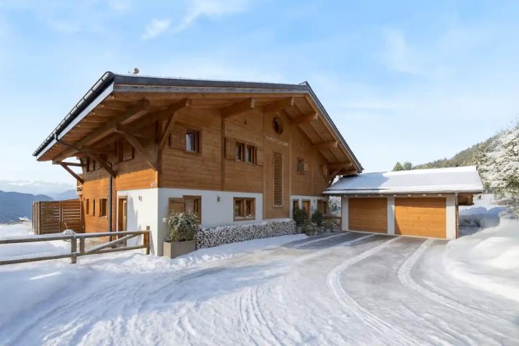 Elegantes Familienchalet mit Panoramablick & Terrassengarten