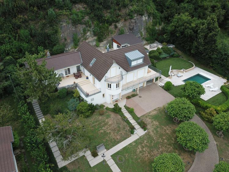 House for sale, Route du Lac 25 (Vully-les-Lacs, Switzerland)