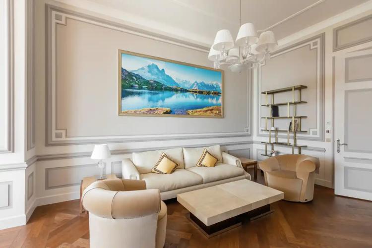 Unrivalled Lake Geneva Views: Luxury Residence with Private Terrace & Spa