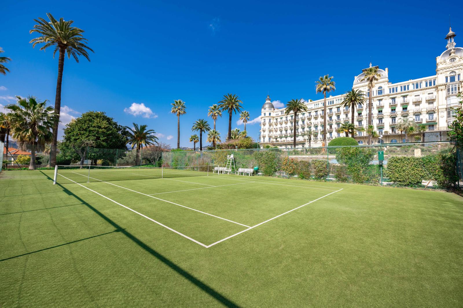 SUPERBE 4 PIÈCES – RÉSIDENCE EMBLÉMATIQUE AVEC PISCINE & TENNIS