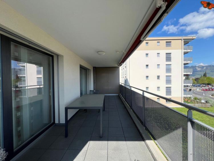 CHARMANT 3 ½ PIECES AVEC BEAU BALCON !