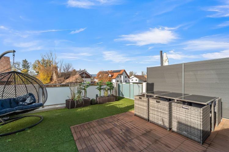 Spacieuse villa familiale avec double terrasse-jardin