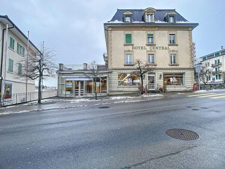 Au centre de Düdingen / Düdingen Zentrum
