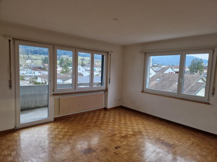 Charmanter Apartment mit 3,5 Zimmern in Bassecourt