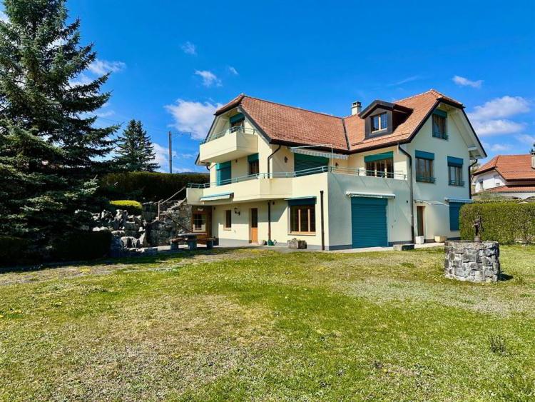House for sale in Nyon (district), Switzerland