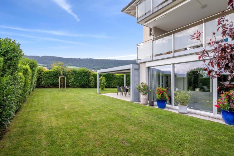 Apartment for sale in Fontaines, Switzerland