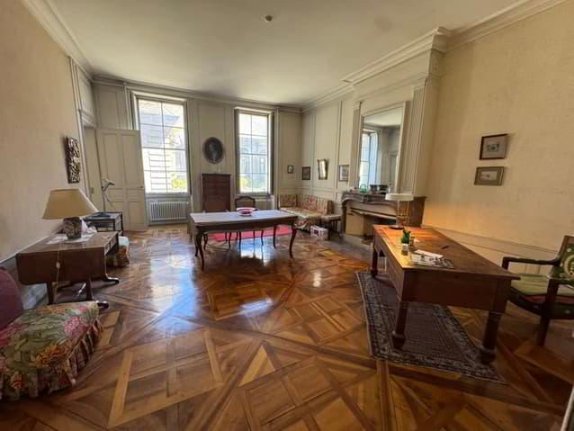 Magnifique appartement de 4,5 pièces avec cheminée - Rue Jean-Calvin