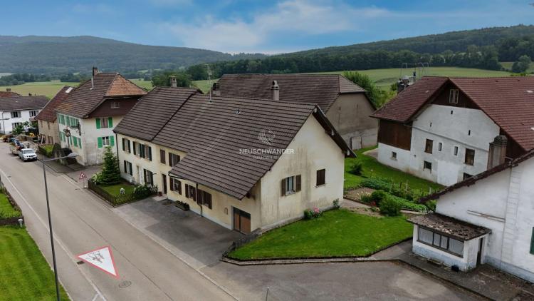 Maison de village de 7 pièces à vendre à Damvant