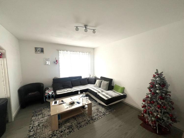 Midi 4 - Appartement 4 pièces avec balcons au 1er étage