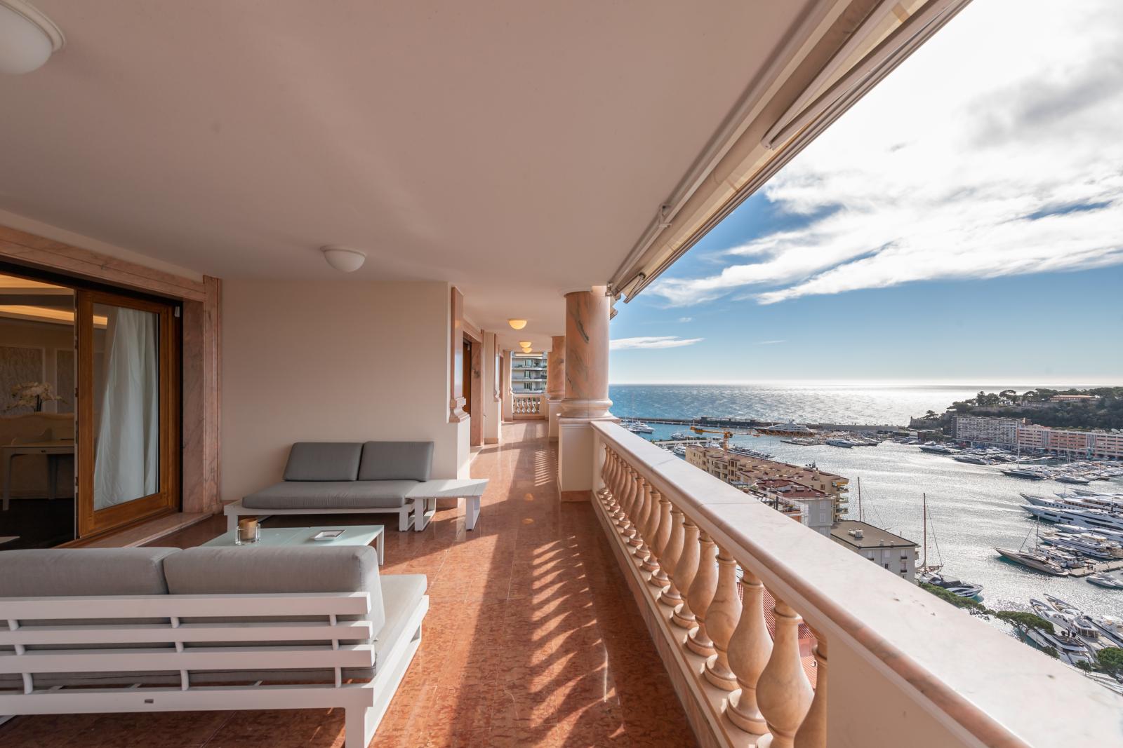VILLA DE ROME - Appartement de maître - Vue mer