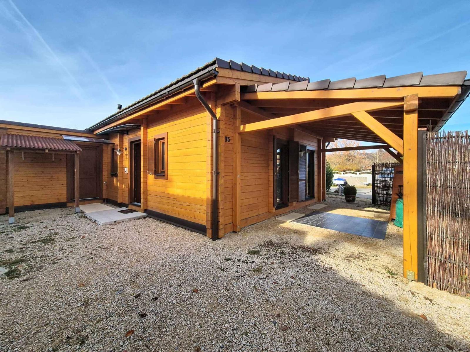 Rare à la vente - Villa à deux pas du lac !