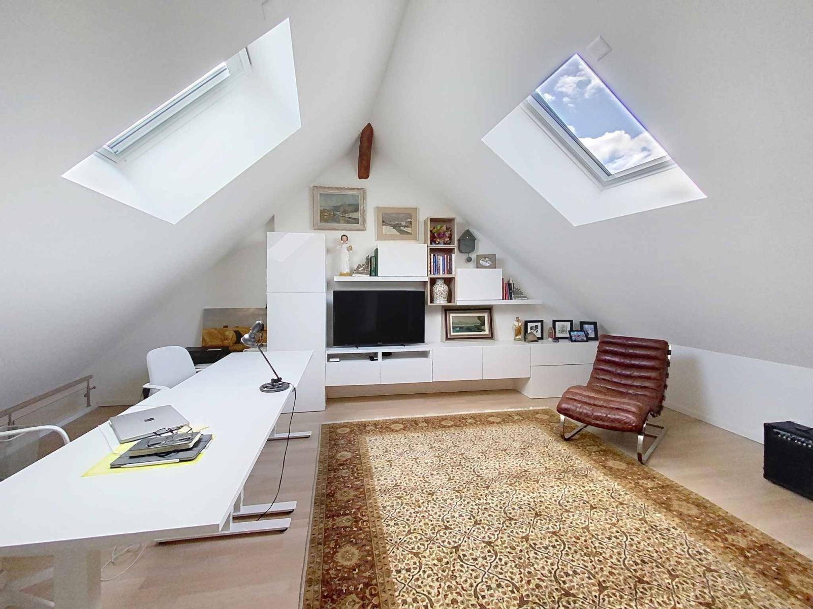 En Exclusivité Attique d’exception avec vue panoramique sur le Léman